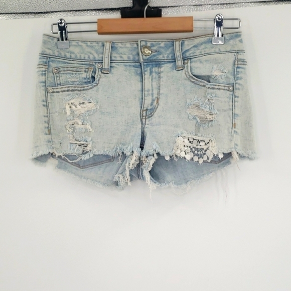 American Eagle Outfitters Distressed Shortie - Picture 1 of 5